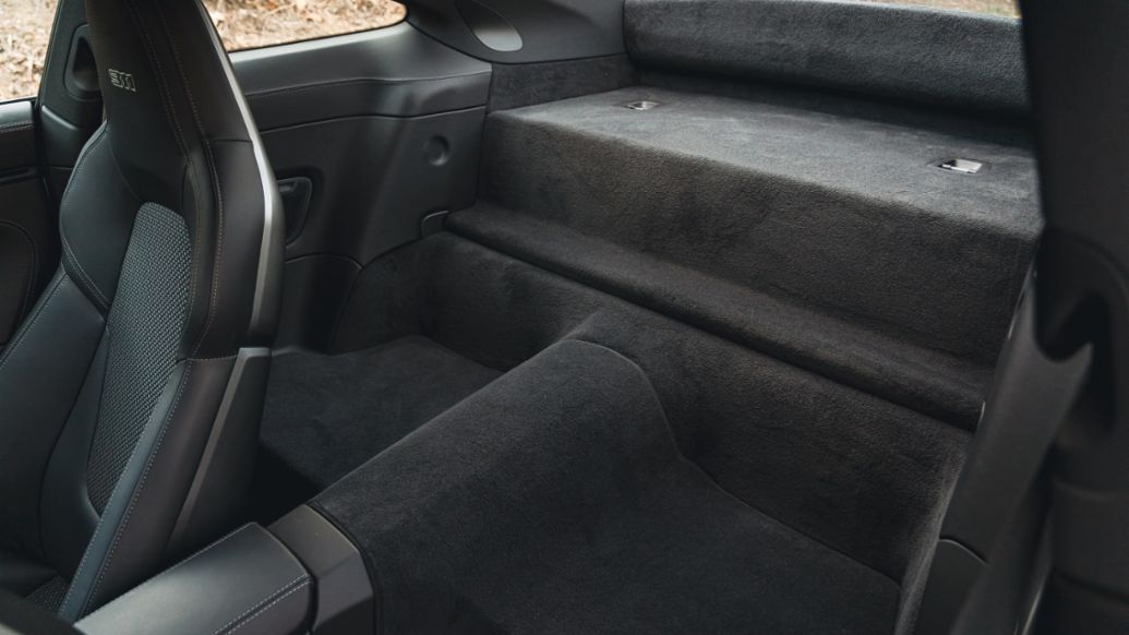 Porsche 911 deals rear seats